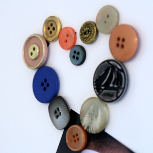 DIY button magnets