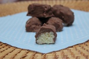 little button diaries make your own bounty bars